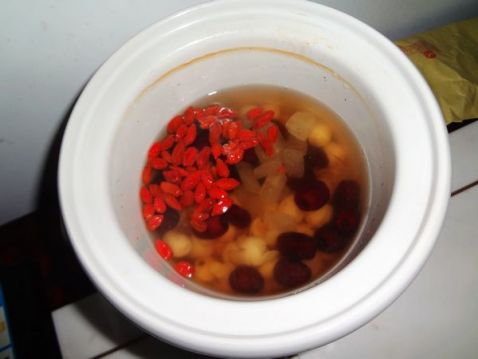 【图】红枣莲子枸杞茶_红枣莲子枸杞茶的做法