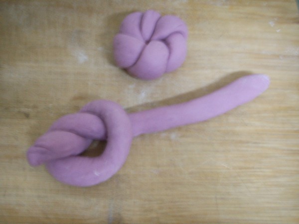 【图】紫薯花形馒头_紫薯花形馒头的做法,怎么