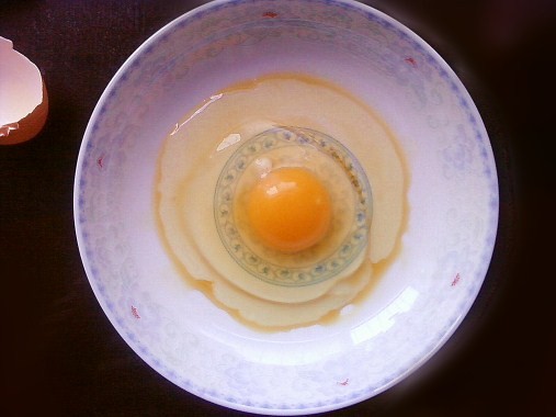 微波炉煎鸡蛋的做法_家常微波炉煎鸡蛋的做法