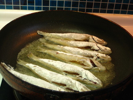 【图】干煎沙丁鱼_干煎沙丁鱼的做法,怎么做,