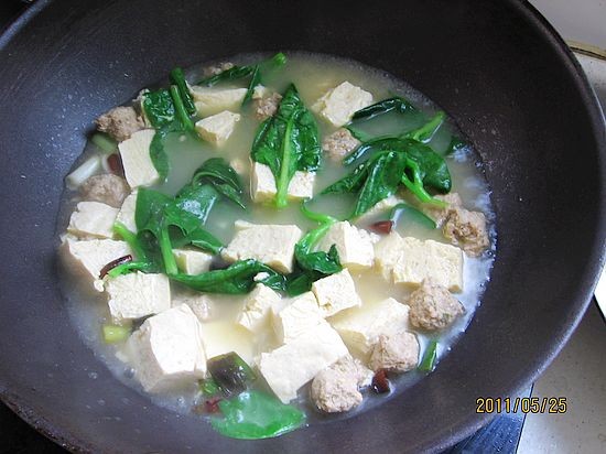 牛肉丸冻豆腐汤