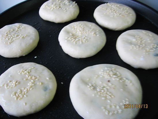 菠菜菜鸡蛋素馅饼