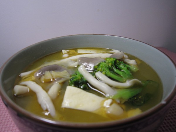 海鲜豆腐菌菇汤