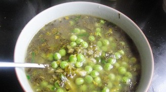 酸菜豌豆汤的做法