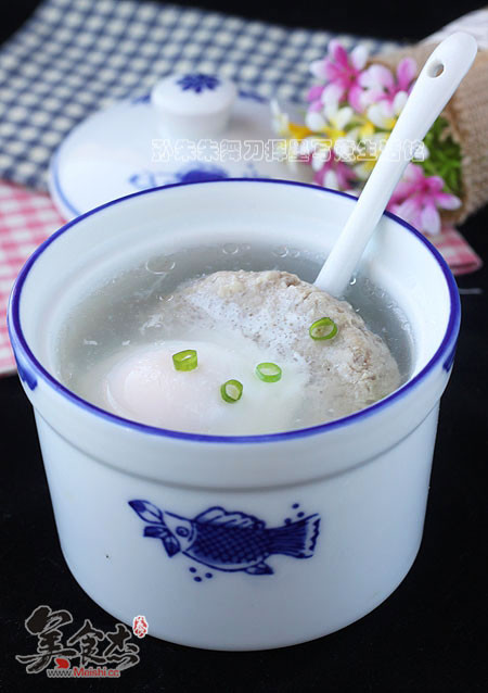 鸡蛋肉饼汤