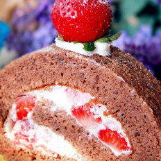 巧克力草莓奶油蛋糕卷