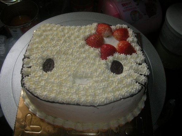 【图】kitty猫水果奶油蛋糕_kitty猫水果奶油蛋糕