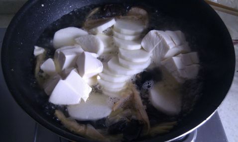 【图】山药菌菇豆腐汤_山药菌菇豆腐汤的做法
