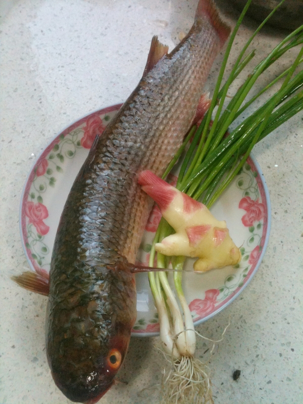 葱油子鱼的做法