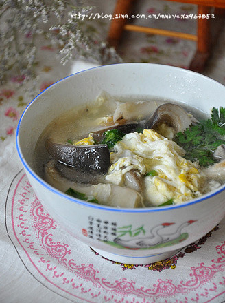 蘑菇鸡蛋汤的做法_家常蘑菇鸡蛋汤的做法【图】蘑菇鸡蛋汤的家常做法
