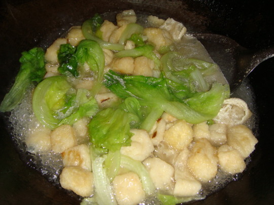 生菜炖豆腐图片