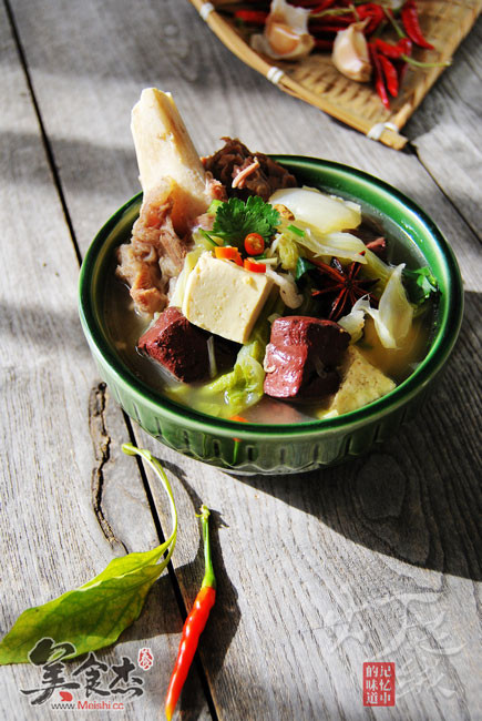 猪血豆腐白菜汤图片