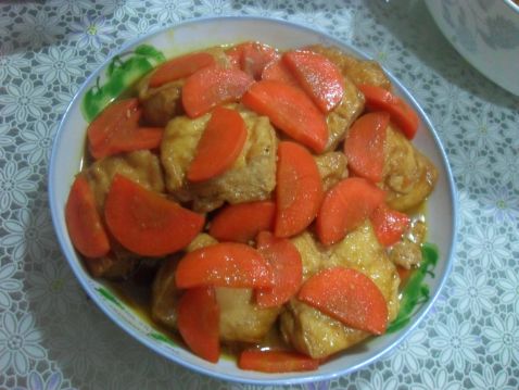 胡萝卜烧豆腐的做法